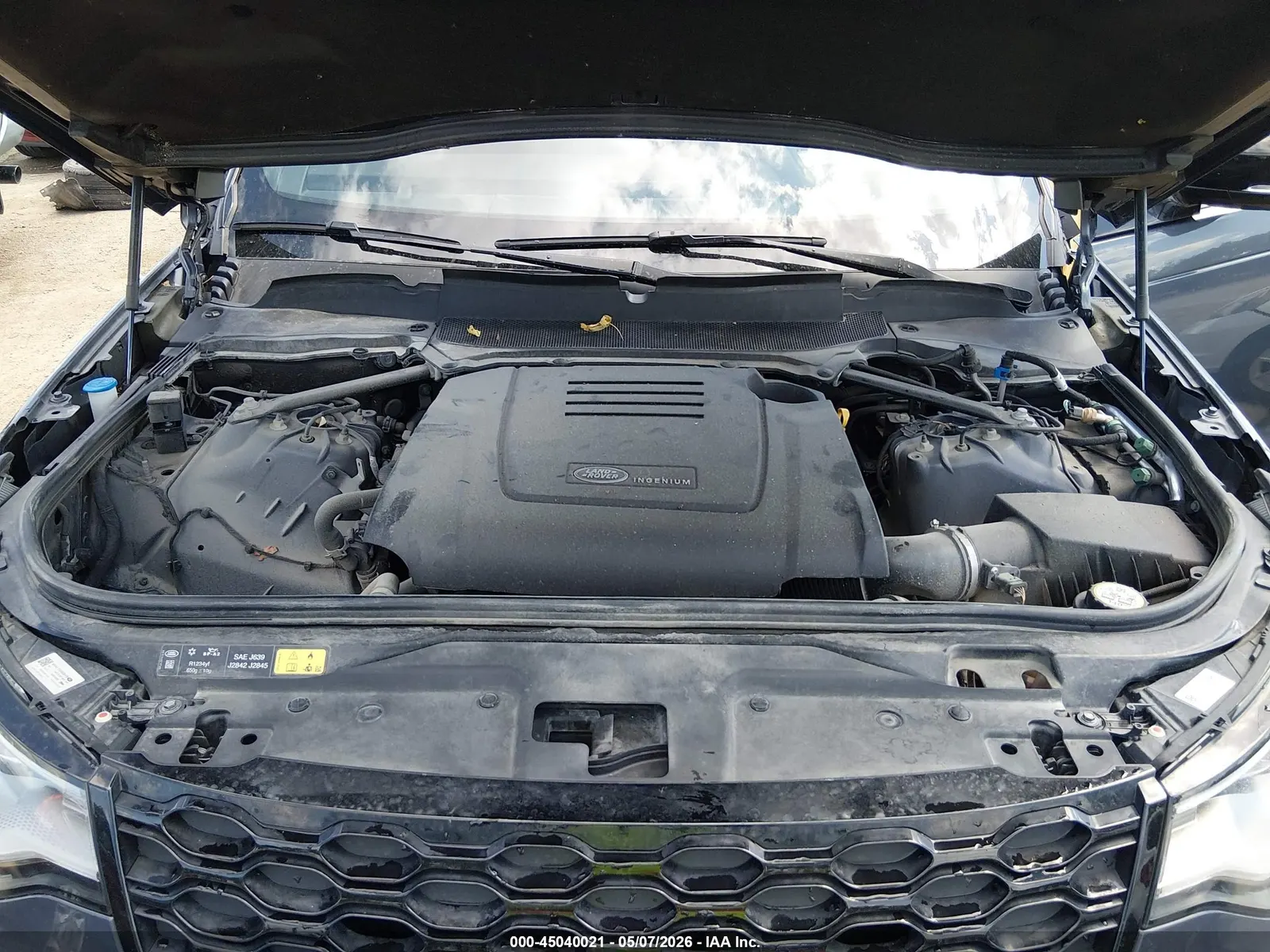2024 Land Rover Discovery P300 DYNAMIC SE