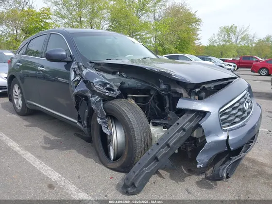 2009 INFINITI FX35