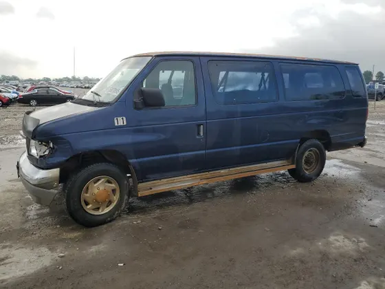 1995 Ford Club Wagon XL