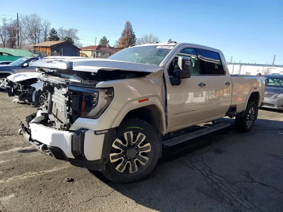2024 GMC Sierra 3500HD Denali Ultimate