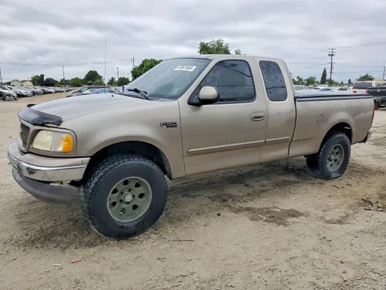 2003 Ford F-150 XL
