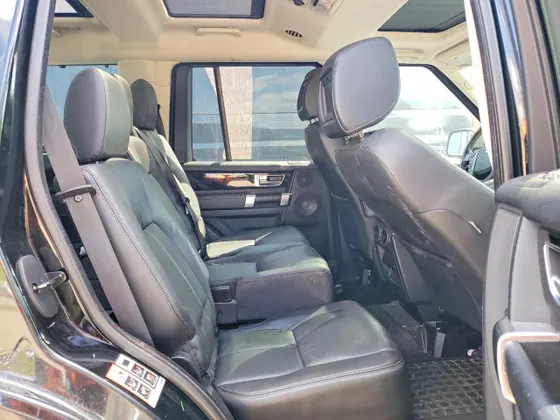 2011 Land Rover LR4 LUX