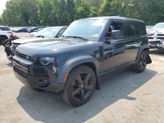 2023 Land Rover Defender X-Dynamic SE