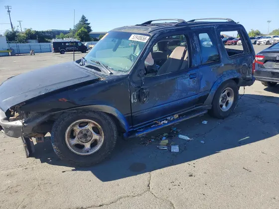1998 Ford Explorer Sport