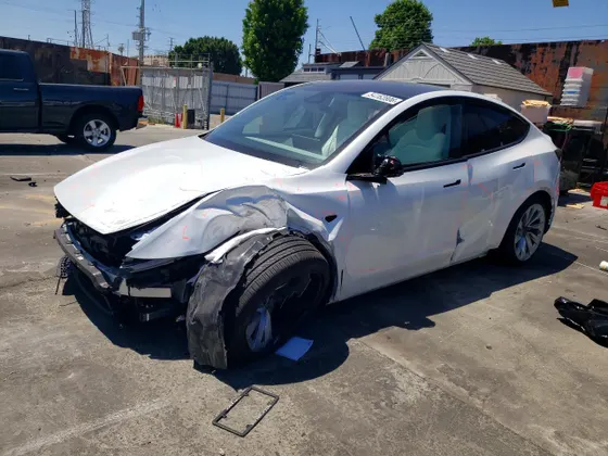 2026 Tesla Model Y Long Range