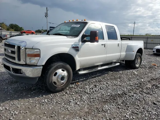 2010 Ford Super Duty F-350 DRW XL