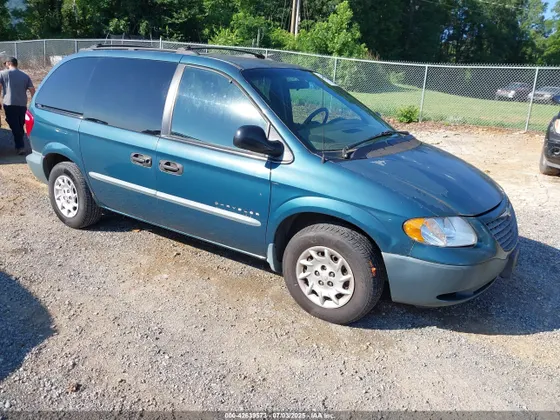 2001 Chrysler Voyager