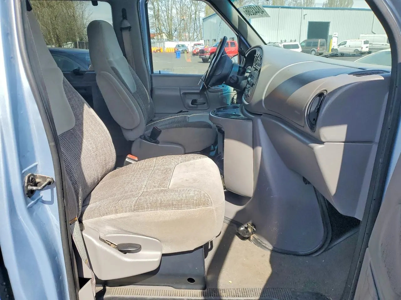 1998 Ford Club Wagon XL