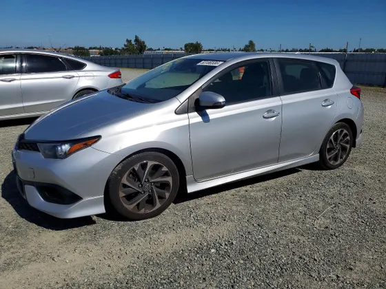 2017 Toyota Corolla iM