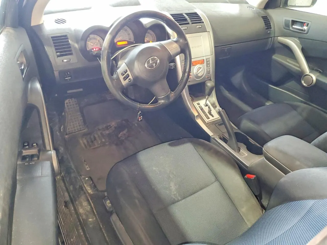 2010 Scion tC