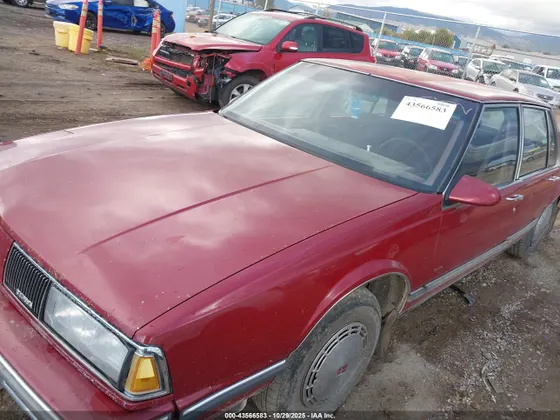 1989 Oldsmobile Delta 88 ROYALE