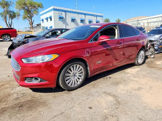 2016 Ford Fusion Energi SE Luxury
