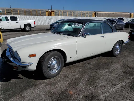 1976 Jaguar XJ 12