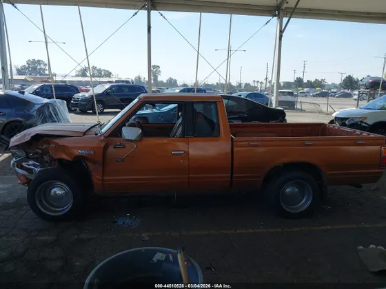 1984 Datsun 720 KING CAB
