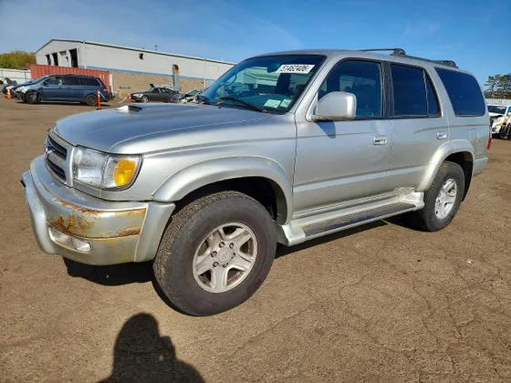 2000 Toyota 4Runner SR5