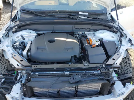 2026 Volvo XC60 Plug-In Hybrid Plus