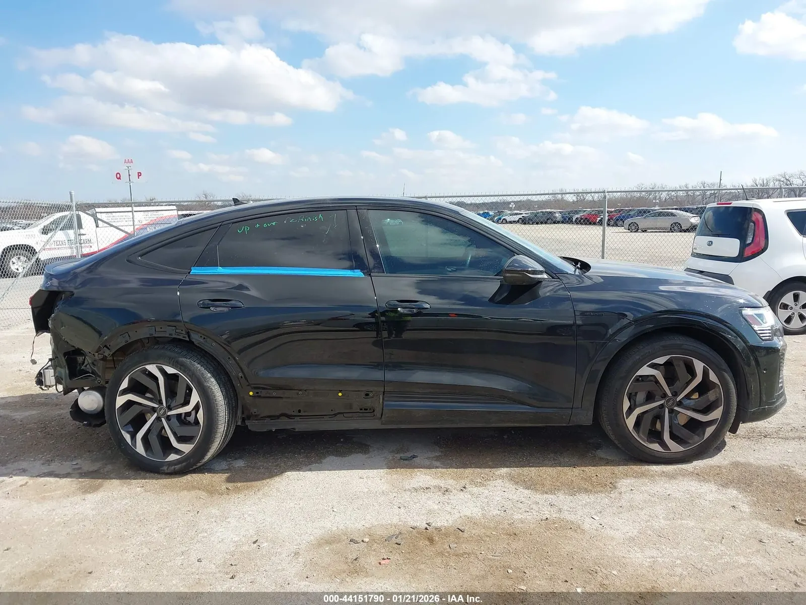 2024 Audi Q8 e-tron Sportback S line Prestige