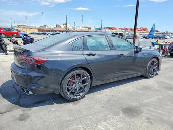 2022 Acura TLX Type S w/Performance Tire