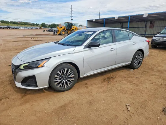 2026 Nissan Altima SV