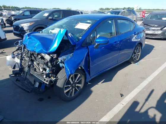 2021 Nissan Versa SV