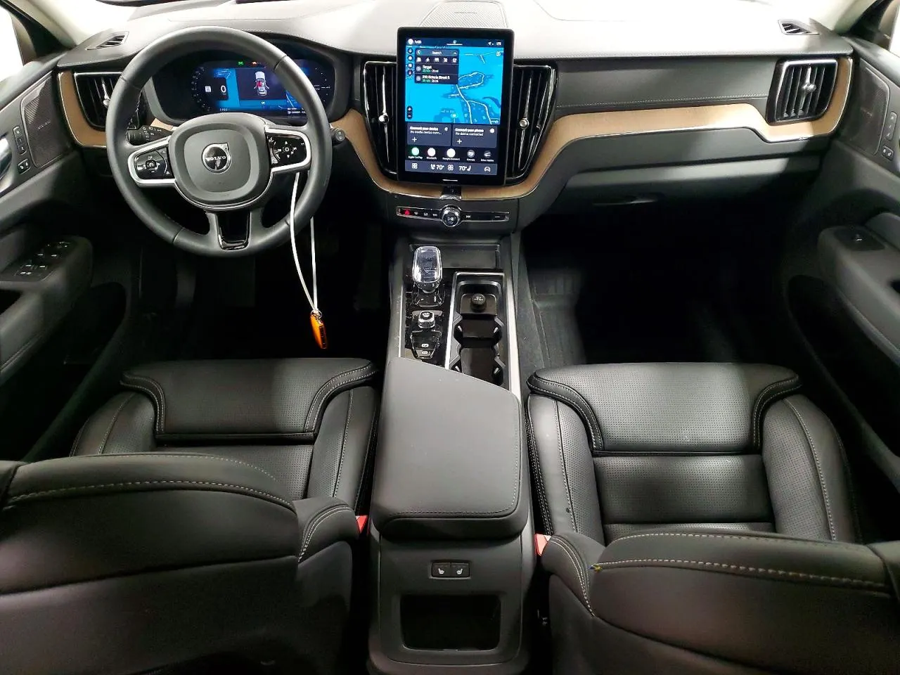 2026 Volvo XC60 Plug-In Hybrid Ultra