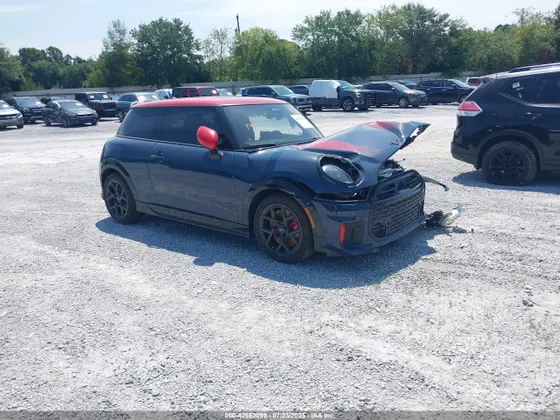 2025 MINI HARDTOP JCW