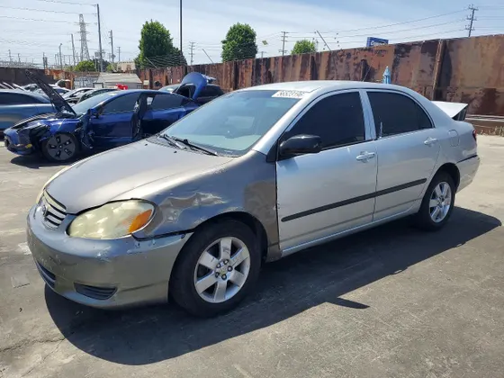 2005 Toyota Corolla LE