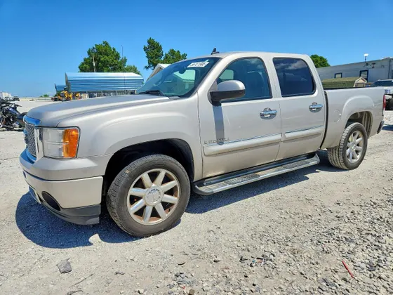 2008 GMC Sierra Denali NEW SIERRA