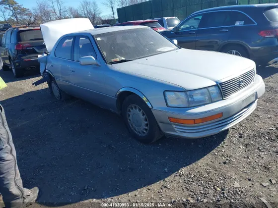 1990 Lexus LS 400