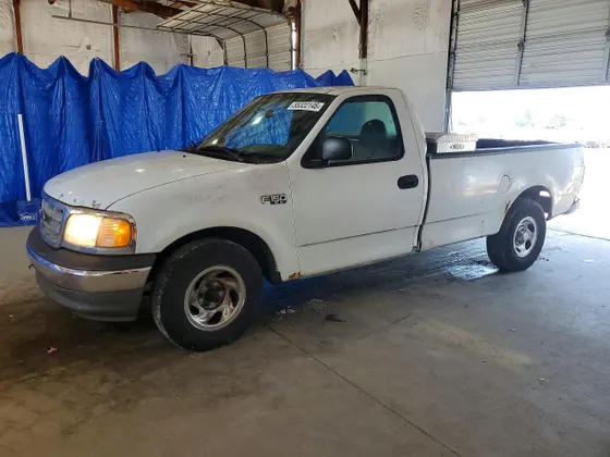 2003 Ford F-150 XL