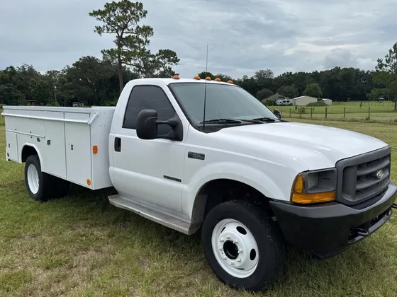 2003 Ford F-550 SUPER DUTY