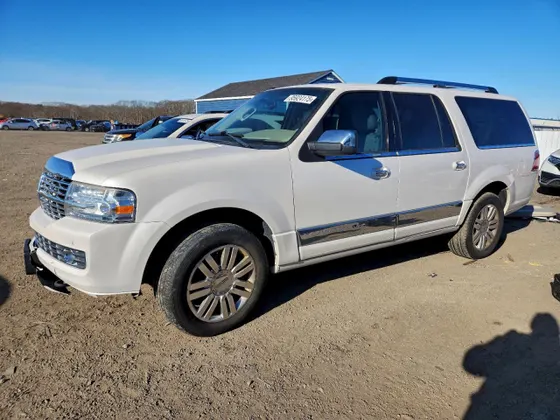 2011 Lincoln Navigator L L