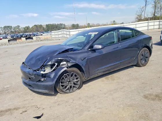 2026 Tesla Model 3 Premium