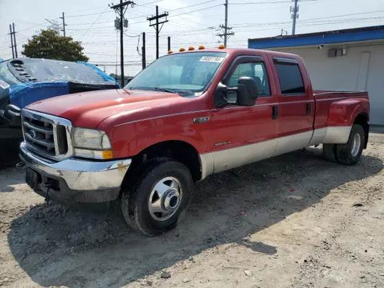2002 Ford Super Duty F-350 DRW XL