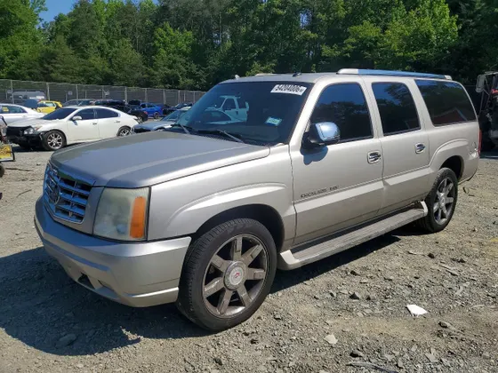 2005 Cadillac Escalade ESV Platinum Edition