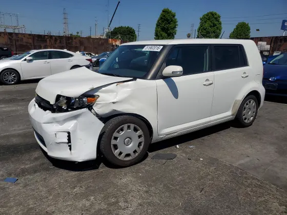 2011 Scion xB Release Series 8.0