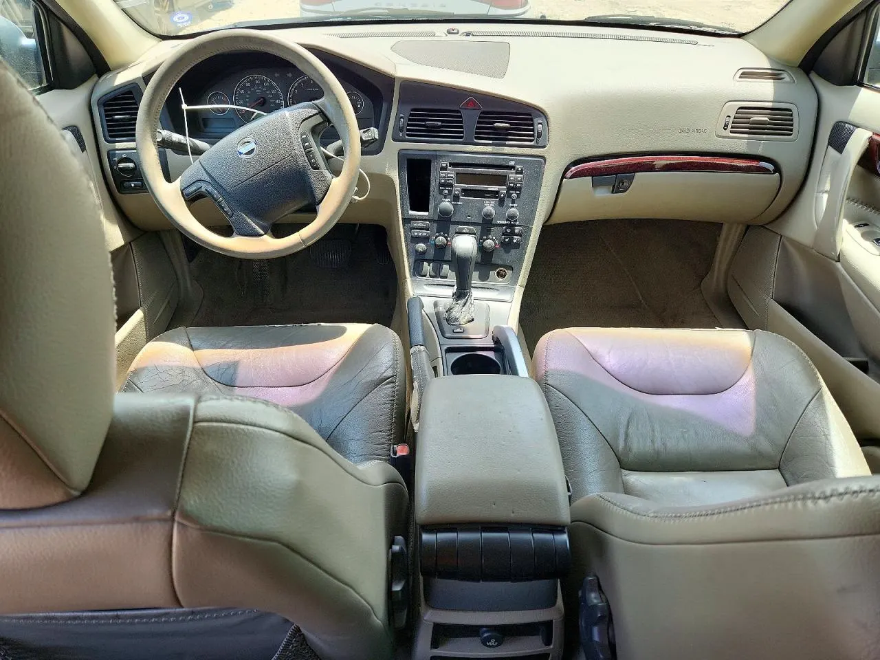 2004 Volvo V70 XC70