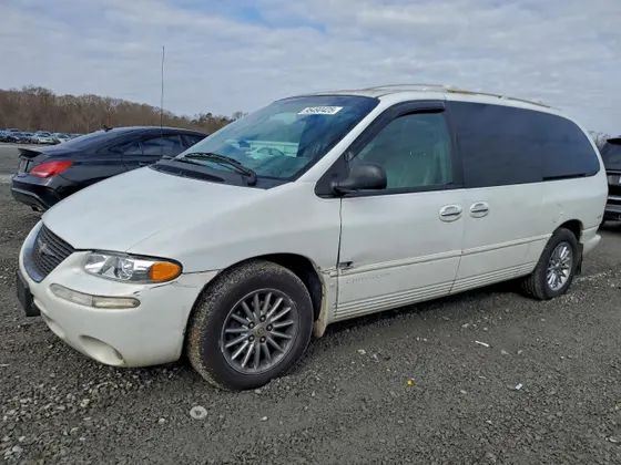 1999 Chrysler Town & Country LXi