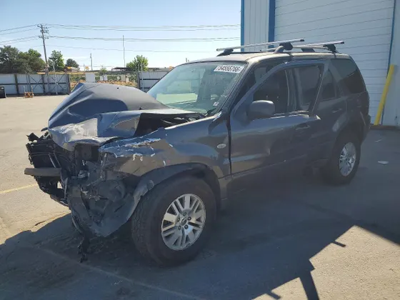 2005 Mercury Mariner Luxury