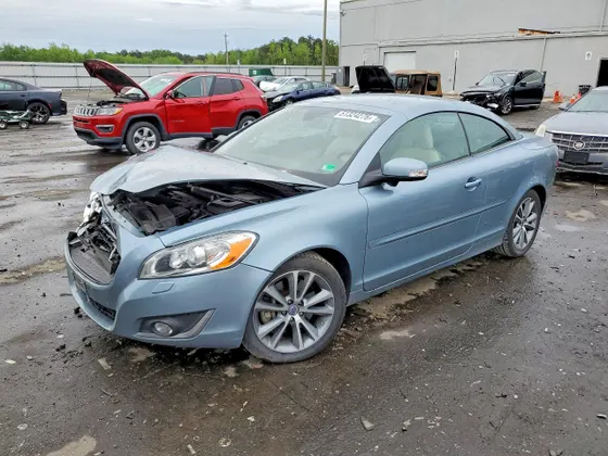 2013 Volvo C70 T5