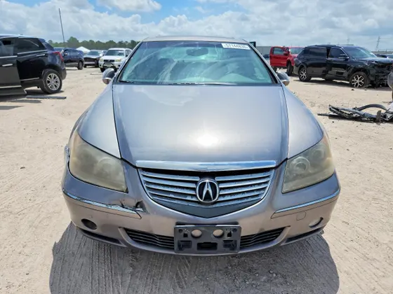 2006 Acura RL