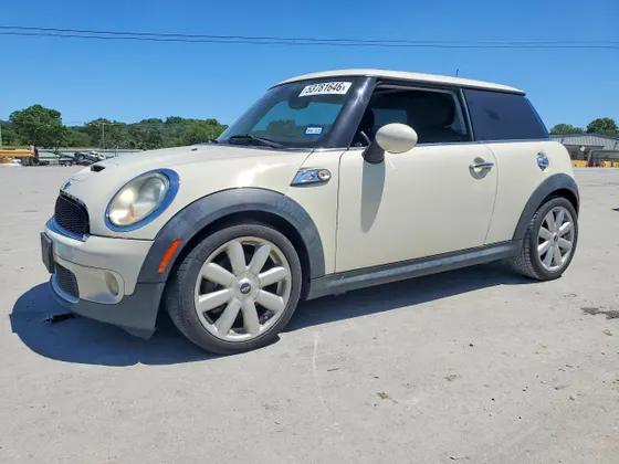 2010 MINI Cooper Hardtop S