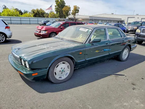1995 Jaguar XJ Series Sedan XJ6