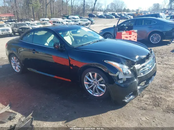 2014 INFINITI Q60 Convertible