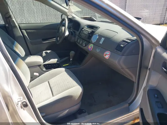 2006 Toyota Camry LE