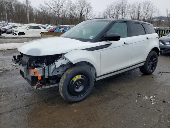 2025 Land Rover Range Rover Evoque Core S