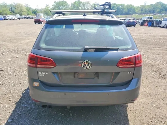 2016 Volkswagen Golf SportWagen TSI S