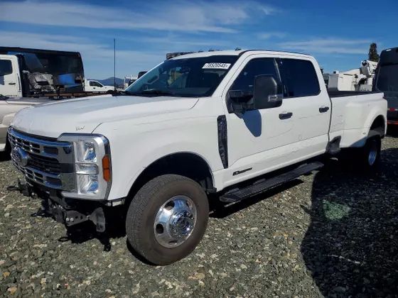 2024 Ford Super Duty F-350 DRW XL