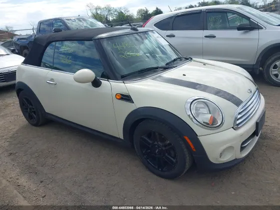 2013 MINI Cooper Convertible COOPER