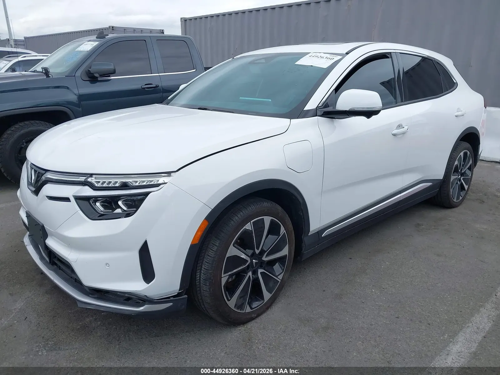 2025 VinFast VF 8 Plus